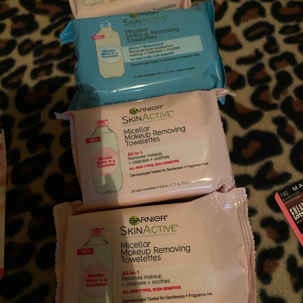 Brand New Makeup Wipes